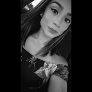 Meet your Posher, Marlen